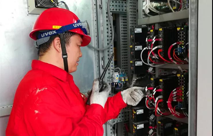 48ߜVS100湤ģʽµć}t